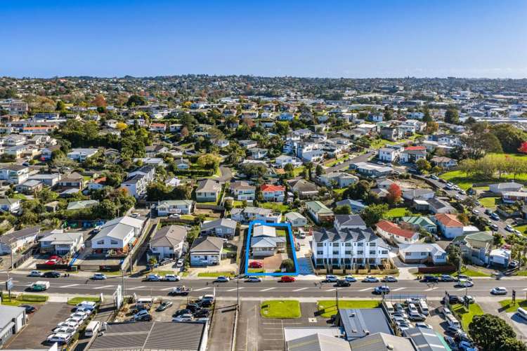 204 Archers Road_4