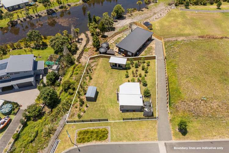 24 Oliver Leighs Drive Cooks Beach_2