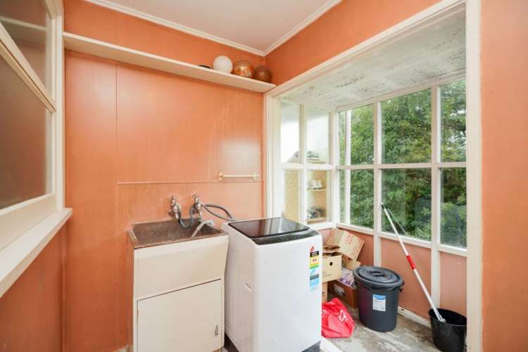 77A Lowe Street Avenal_13