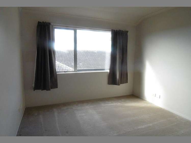 30 Belfry Place Wattle Downs_10