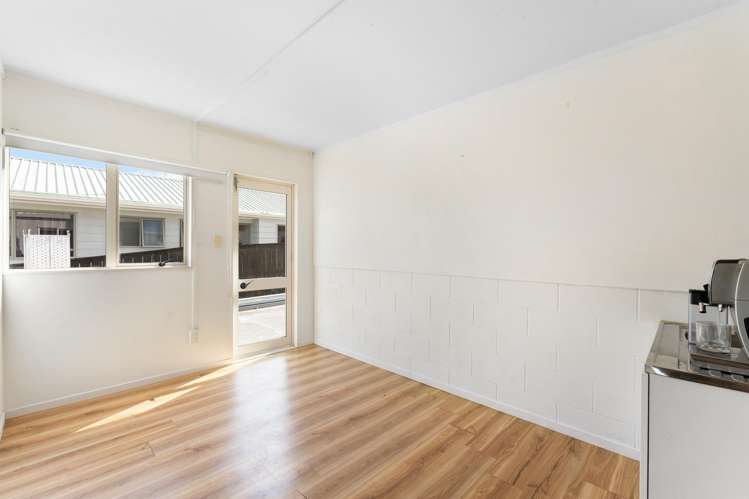 210 Albany Highway Schnapper Rock_26