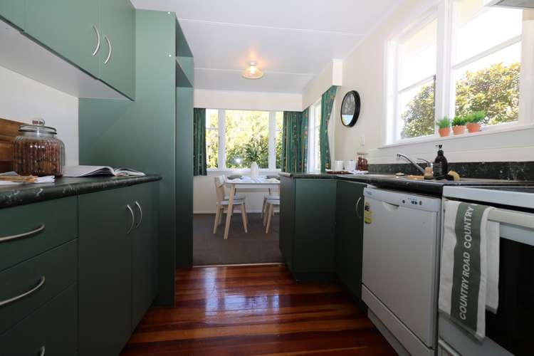 6 Lincoln Road Carterton_4