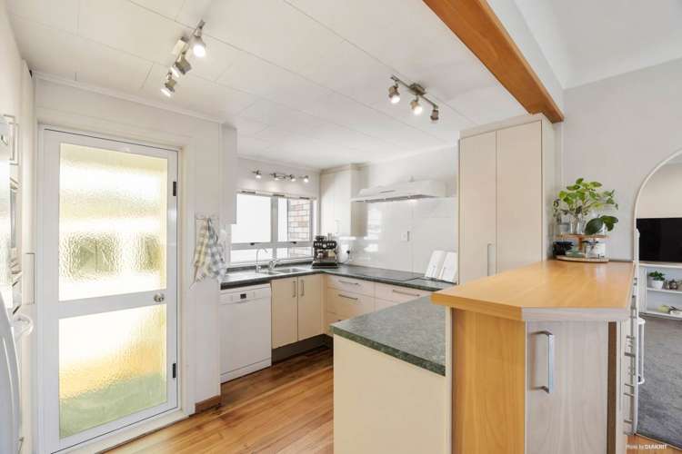 7 Tamaki Bay Drive Pakuranga_10