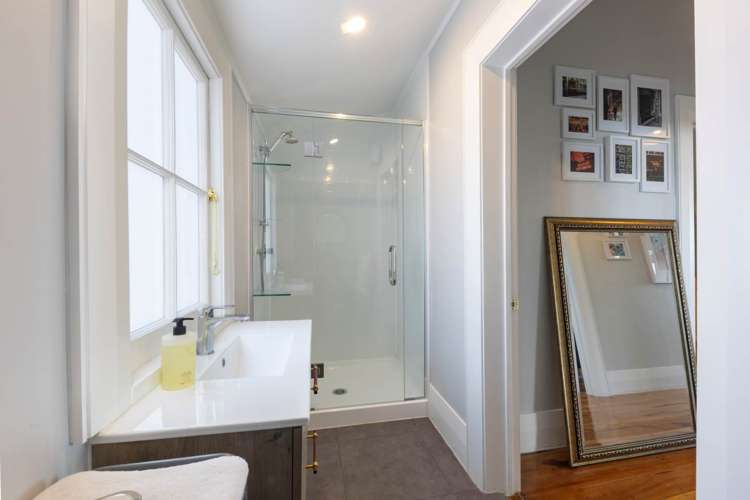 38 West Coast Road Glen Eden_12