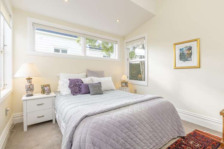 7 Queen Street Northcote Point_16