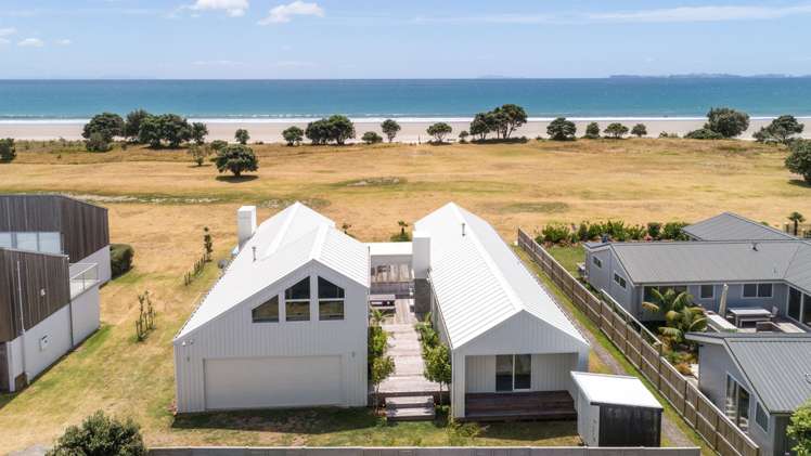 110 Cordyline Crescent Matarangi_24