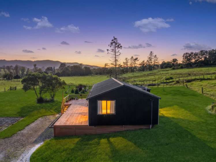 230 Tavinor Road Otaika_24