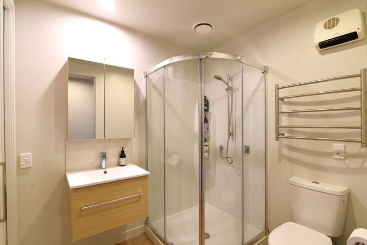 26 Goldrush Way Queenstown_9