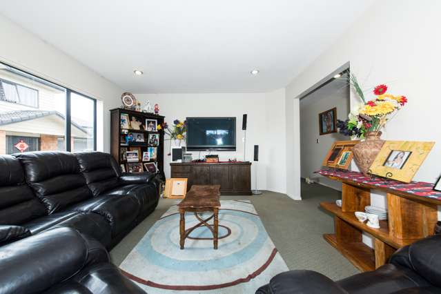 18 Riverglade Parkway Te Atatu South_2