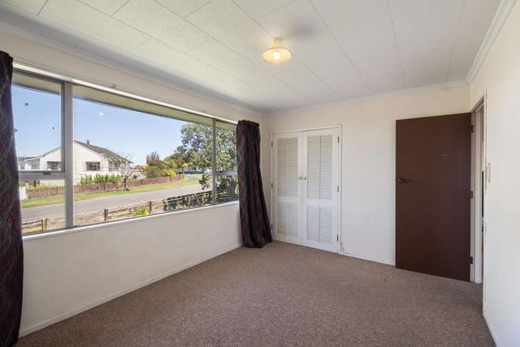 53 Fraser Drive Feilding_10
