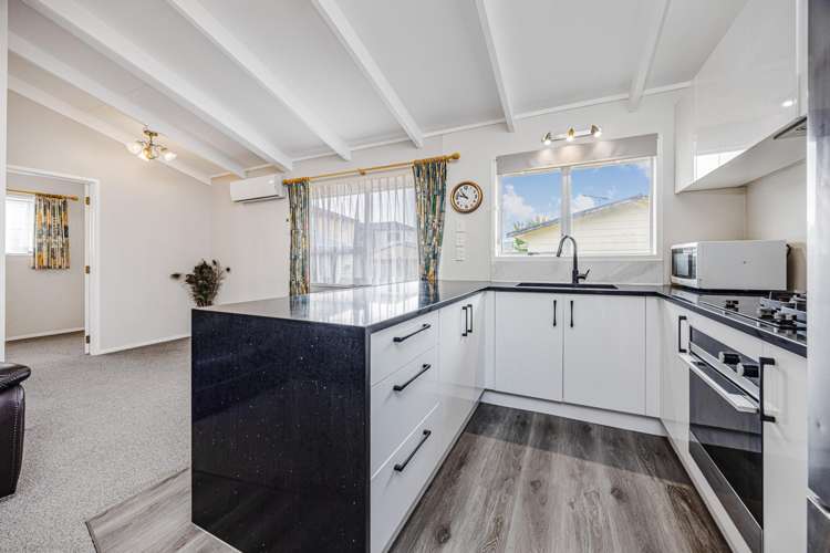 2/40 Laurie Avenue Papakura_6