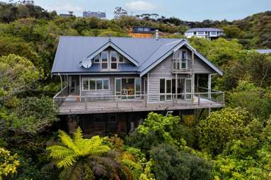 2A Petersons Hill Road_1