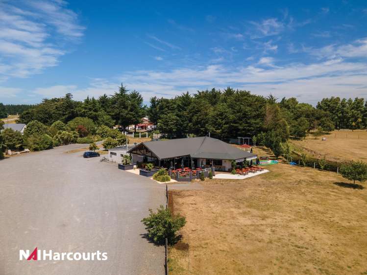 14 Ashworths Beach Road Leithfield_5