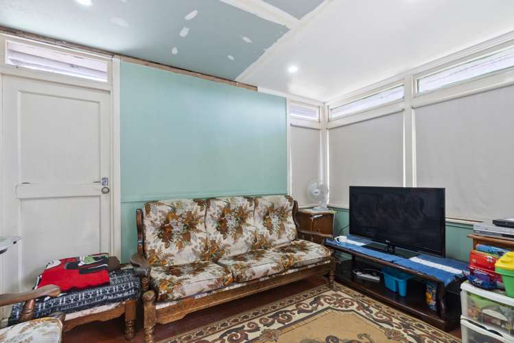 100 Tuhikaramea Road_4