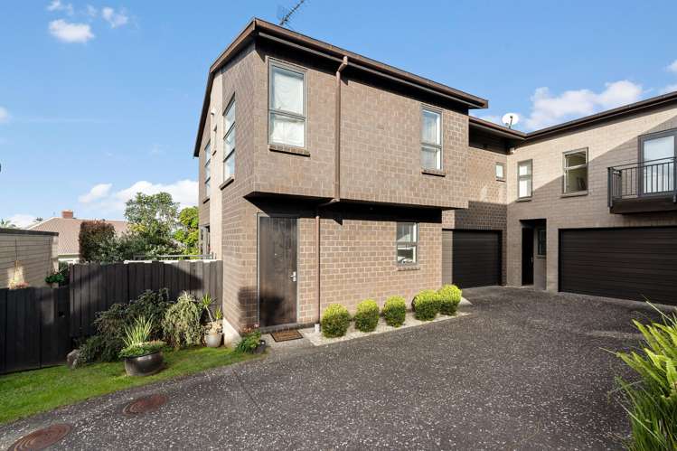 9C Athens Road_0