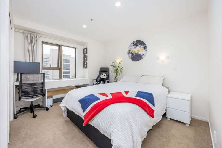 8A/196 Hobson Street 10015_11