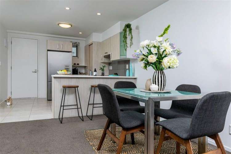 210/17 Link Crescent Stanmore Bay_7
