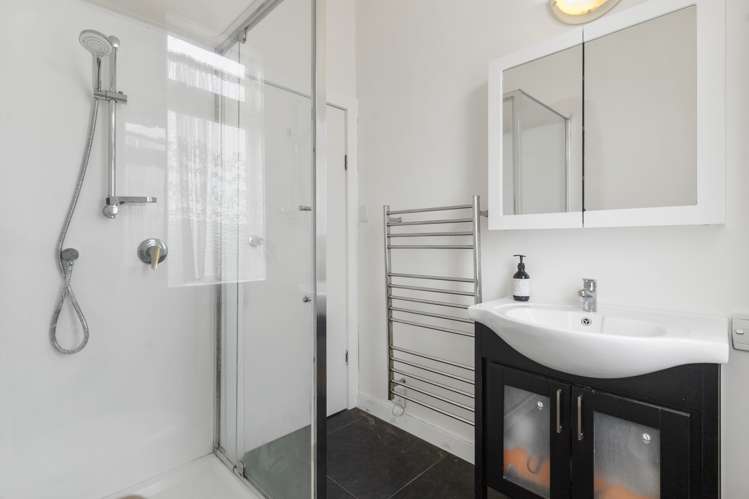 62 Larchwood Avenue Westmere_11