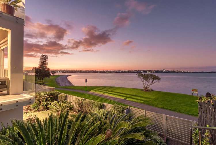 3/42 Bramley Drive Farm Cove_26