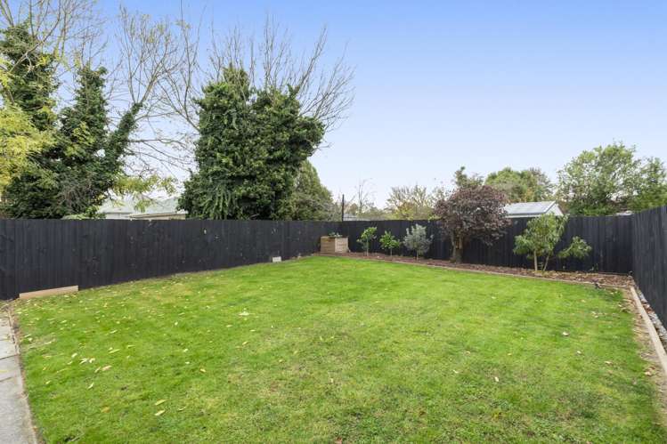 36 Eveleyn Couzins Avenue Richmond_16