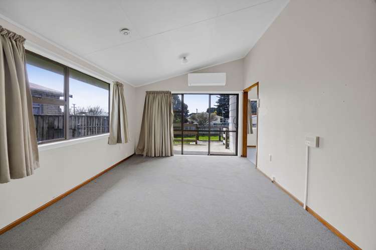 120 Broadway Waitara_12
