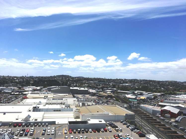 1111/20 Mccrae Way New Lynn_10