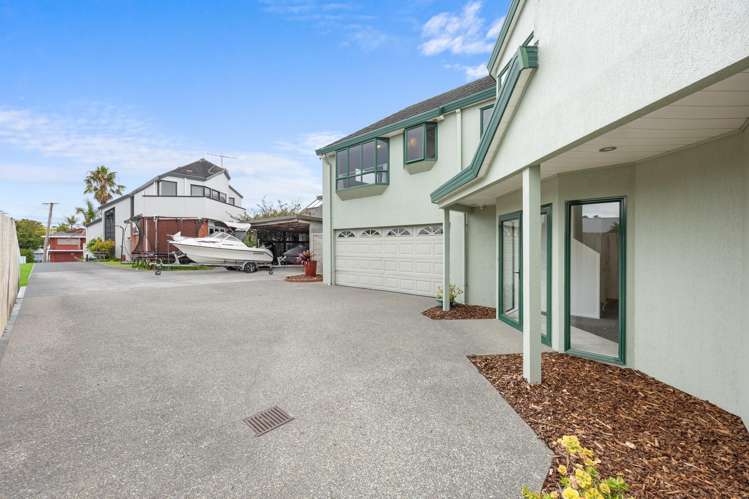 2/36 Devon Road Bucklands Beach_23