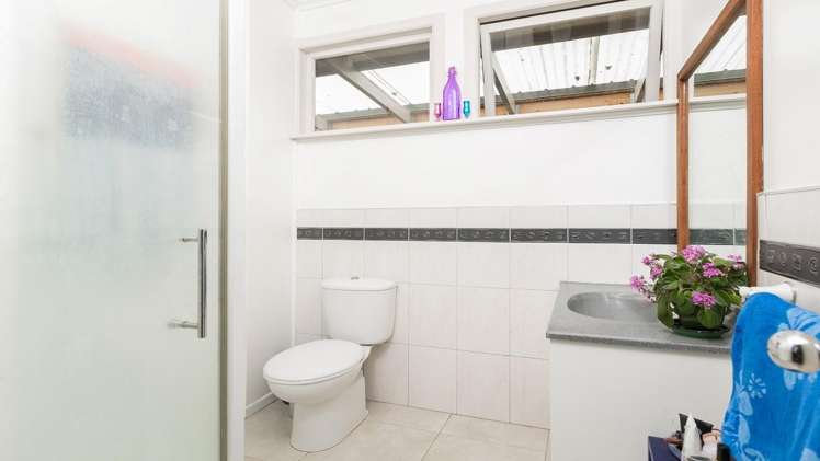 346 Levers Road Matua_8