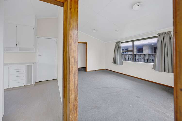 120 Broadway Waitara_14