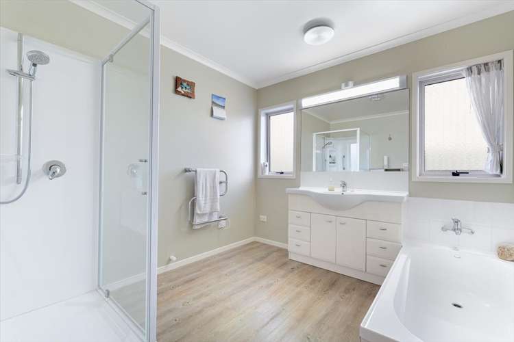 11 Maddison Place Welcome Bay_24