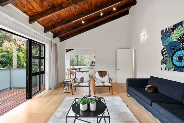 2/73 Long Drive Saint Heliers_13