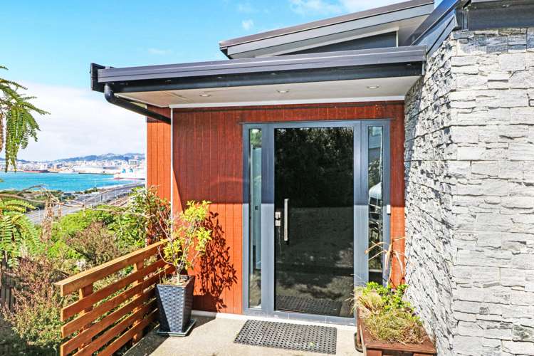 6 Satchell Way Kaiwharawhara_16