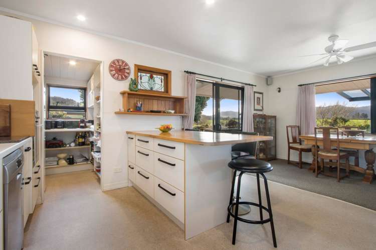 42 Poland Street Waikino_12