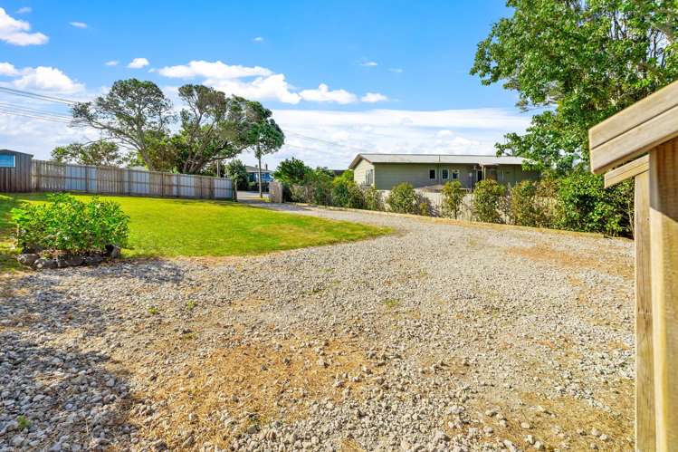 851 Whangaparaoa Road Manly_21