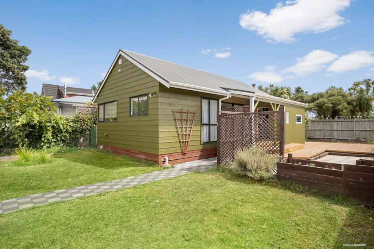 3/28 Holly Street Avondale_8