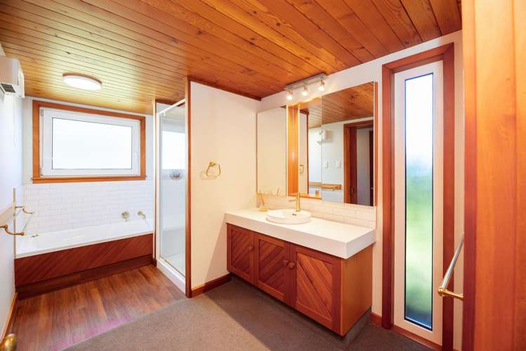 223 Middle Road Allenton_14