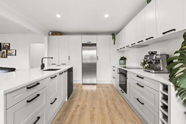 5 Gavin Black Street Meeanee_3