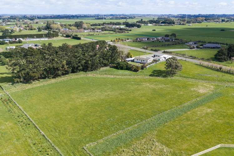4 Tirohanga Lane Aorangi_6