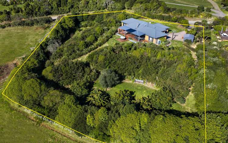 666 Te Hutewai Road Raglan_60