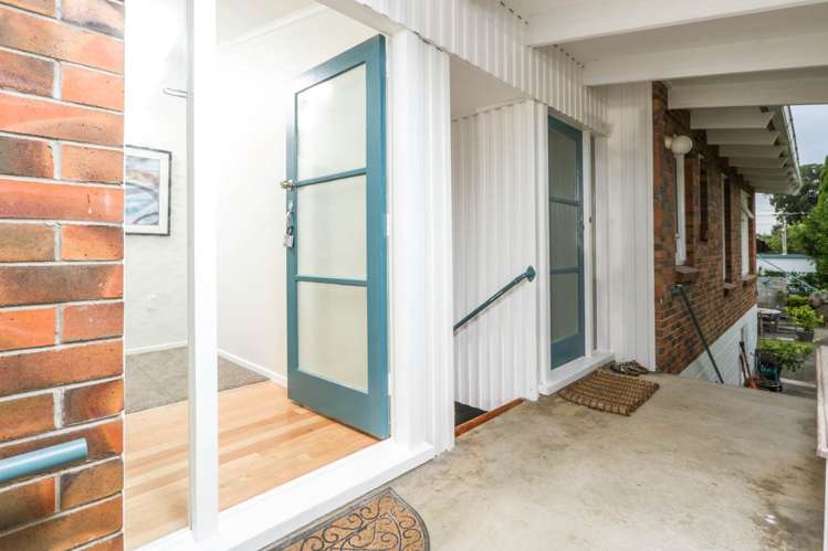 5/10 Blomfield Spa Takapuna_17