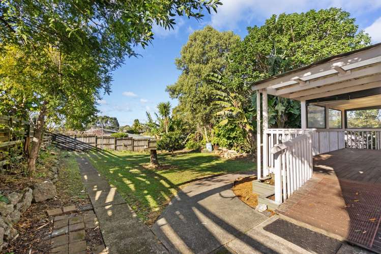 14 Parkland Crescent Te Kamo_17