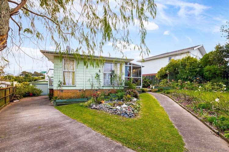 5 Kapiti Place Sunnynook_13