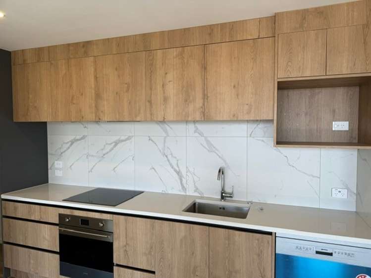 102/7 Newelm Lane Flat Bush_3