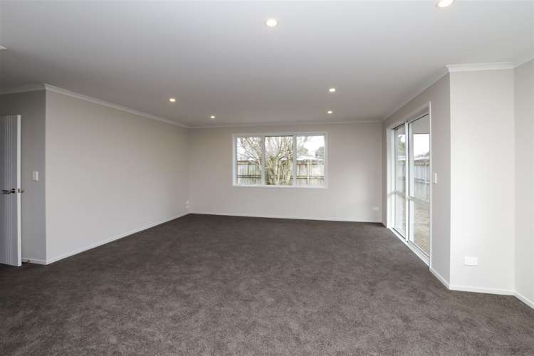 1 Sare Crescent Fairfield_5