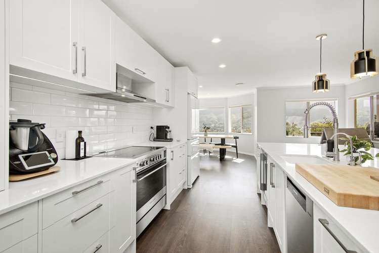 125 Woodman Drive Tawa_10