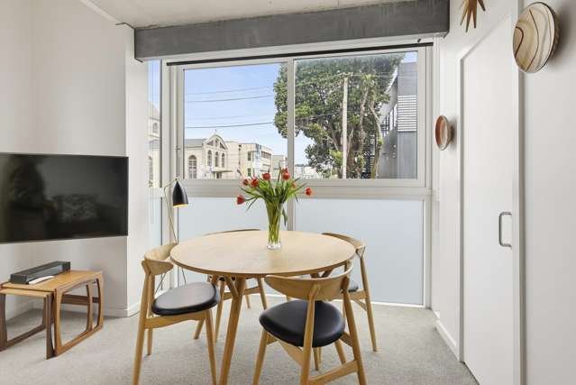 1/19 Pirie Street Mount Victoria_1
