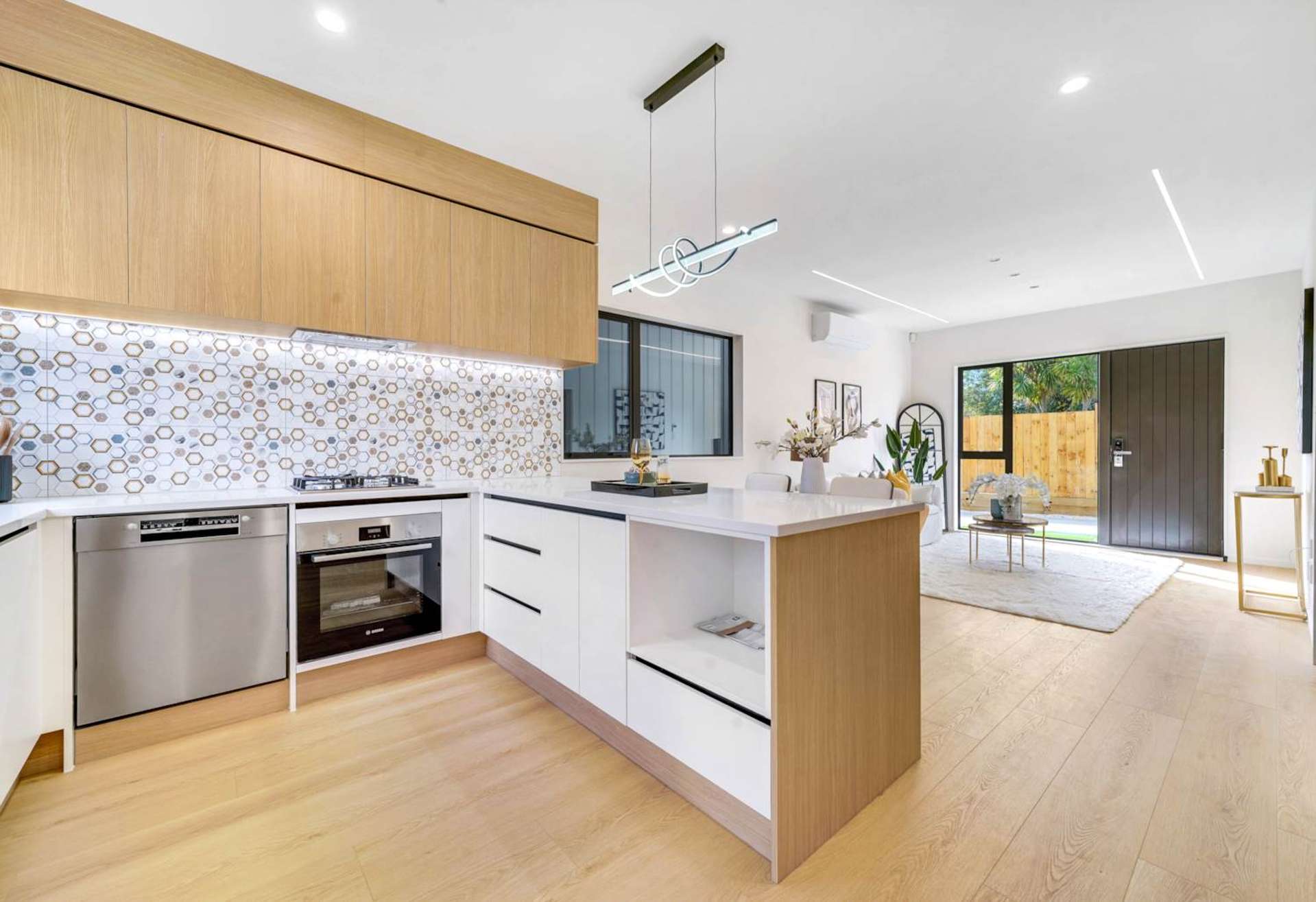 2/5 Margan Avenue Papatoetoe_0