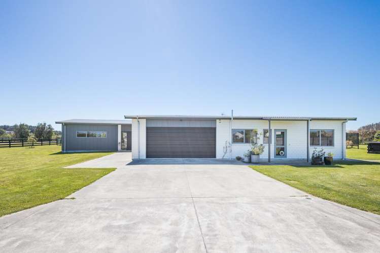 7 Lakeview Drive Foxton Beach_6