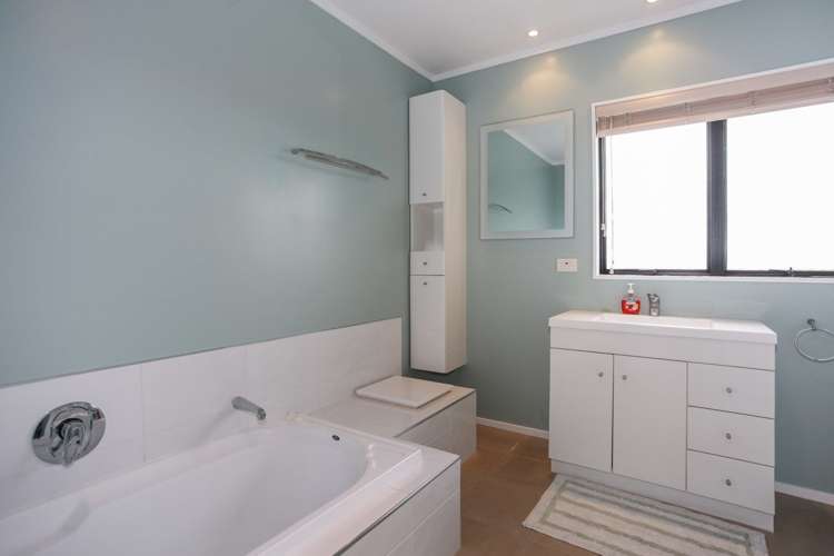 4a Tremen Place Pukekohe_15