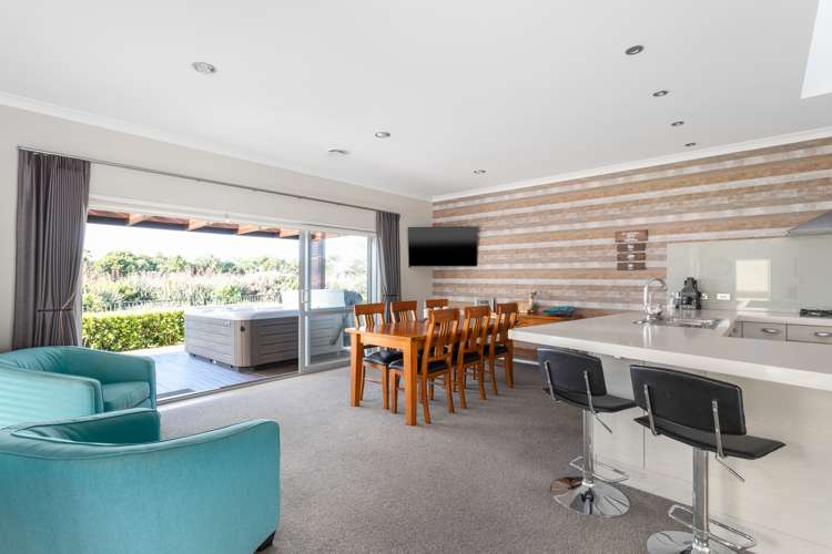 81 Oriental Parade Papamoa_3